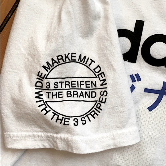 Adidas Die Marke Mit Den t-shirt. - Picture 4 of 5